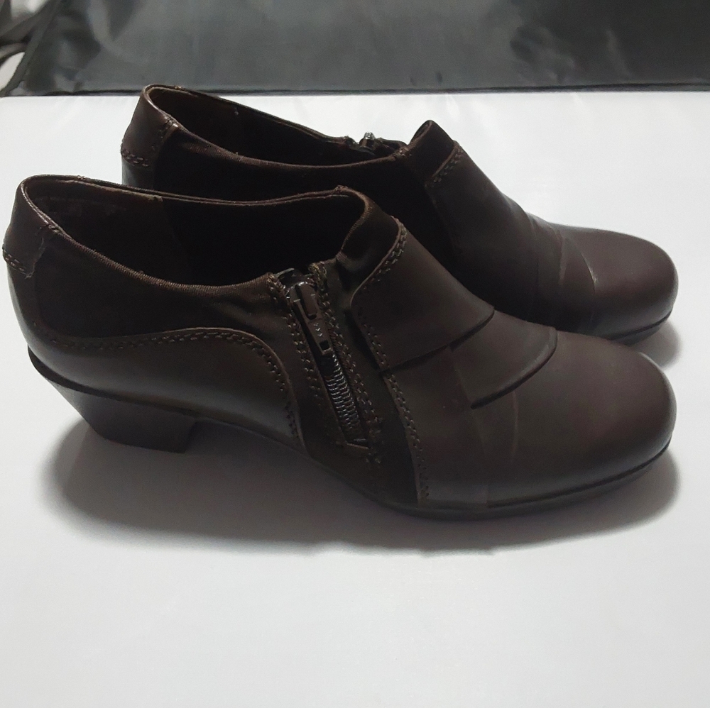 I Love Comfort  Brown Women's Shoes